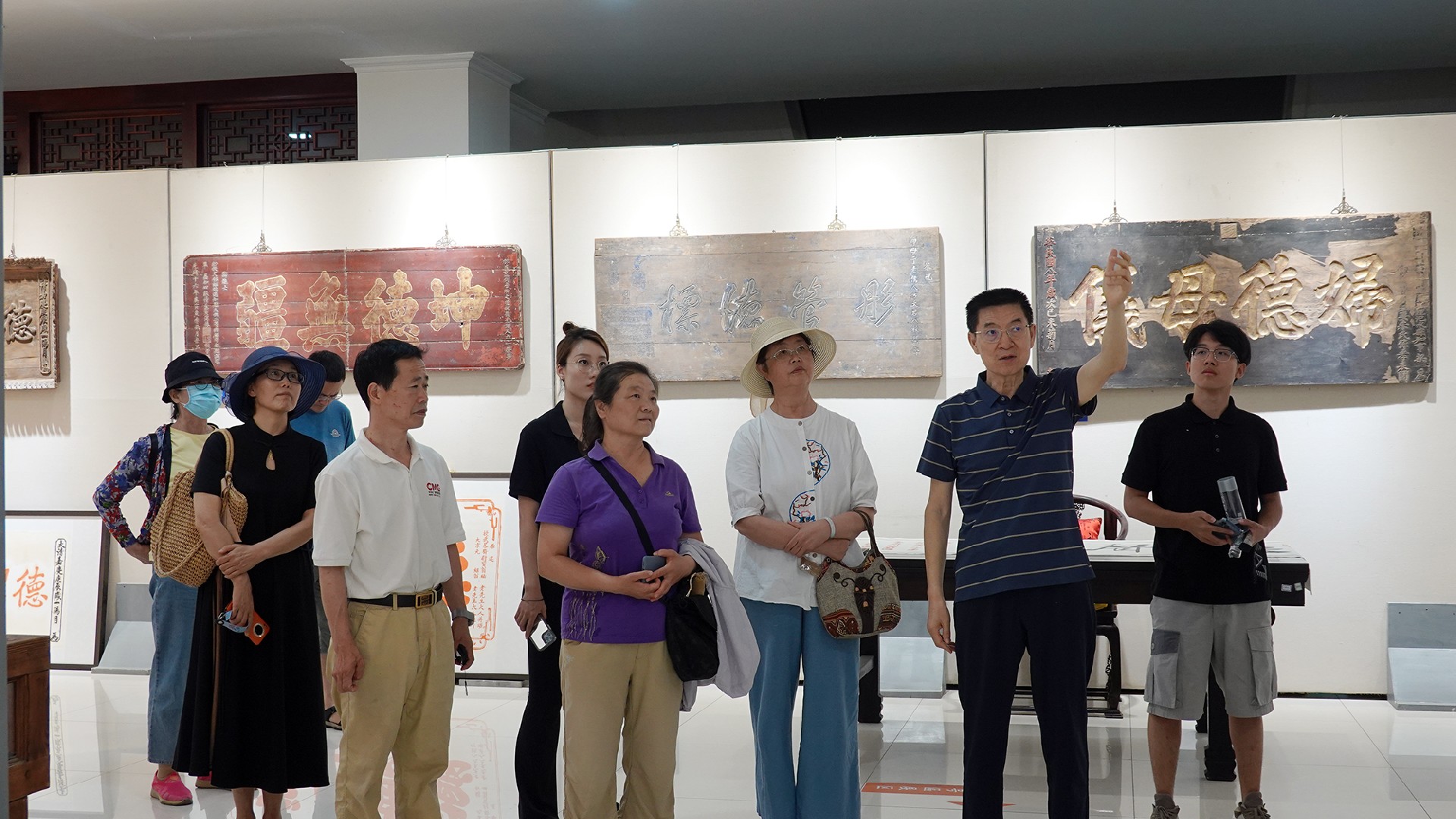 參觀崇德堂博物館文化展示區(qū)