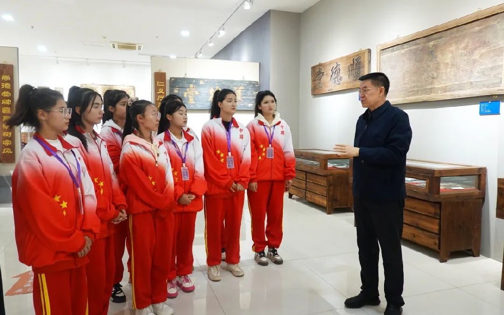 傳播道德文化之聲|李培義館長新疆行