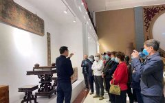 北京市西城區(qū)軍休六所退休的老同志蒞臨崇德堂參觀指導